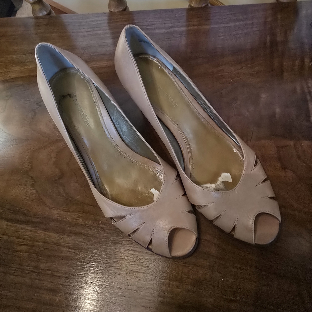 Naturalizer Women's Peep-Toe Heels in Nude Beige